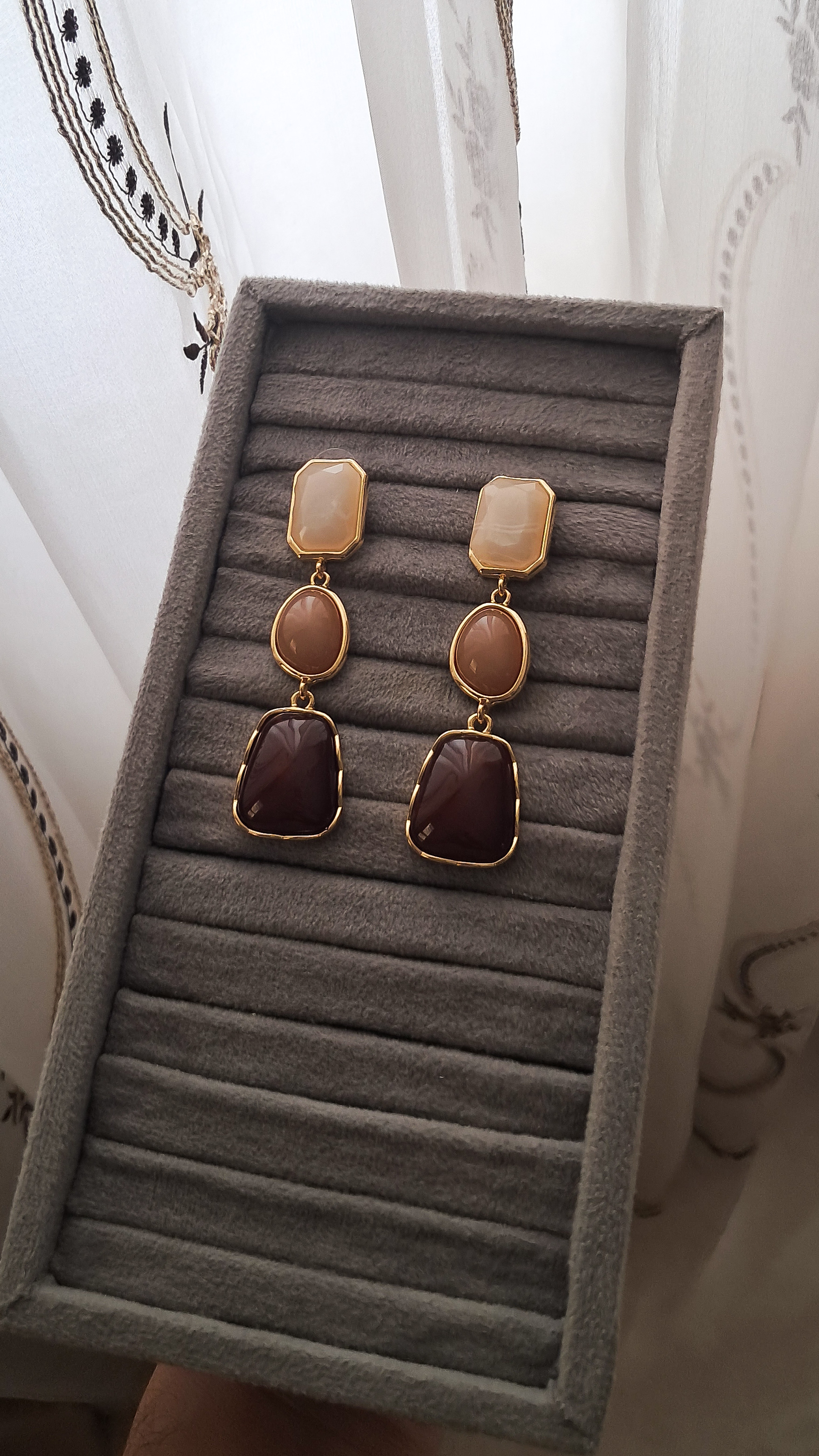 گوشواره رزینی